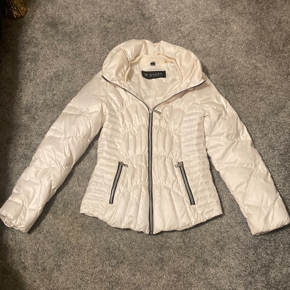 Guess Jackets & Blazers - Guess white puffer coat